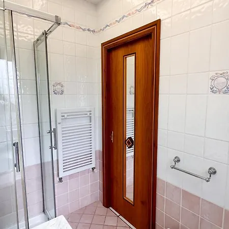 Bed & Breakfast Irma 2*