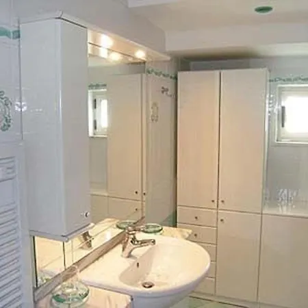 Irma Couette-café 3*